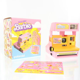 POLAROID 600 MALIBU BARBIE INSTANT FILM CAMERA