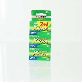 Expired Fujifilm Superia X-tra 400 135/36 3-pak 