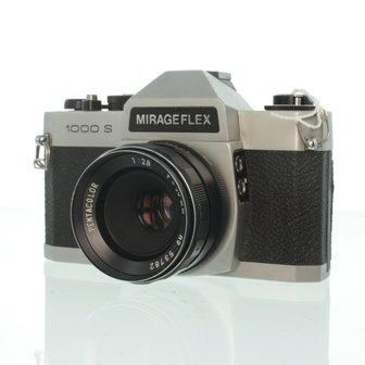 Mirageflex 1000S met pentacolor lens 50mm 1:2.8