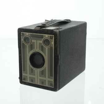 Kodak Eastman Brownie junior SIX-20 (2)