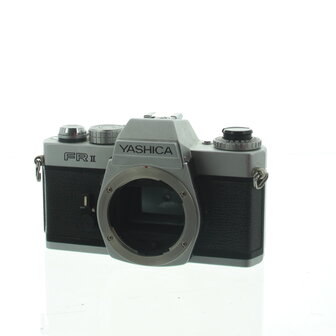 Yashica FR II body met databack