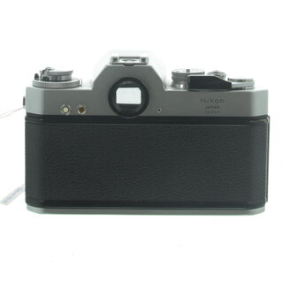 Nikon Nikkormat EL chrome body