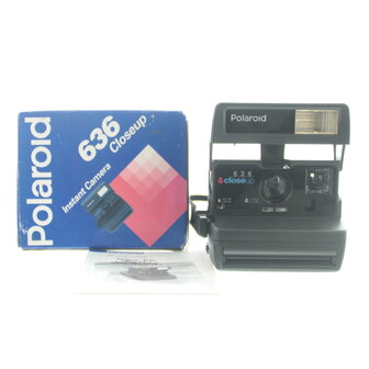 Polaroid 636 closeup in originele doos m&eacute;t handleiding