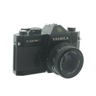 Yashica TL-electro X zwart met Pentacon auto 1.8/50 multi coating lens