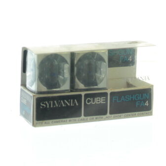 Vintage Sylvania flashcube -  twee cubes - Flashgun FA4