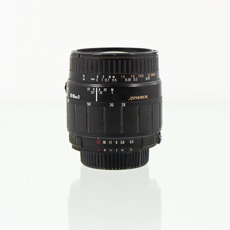 Sigma ZOOM 28-80 mm 1:3.5-5.6 macro lens ​​​​​​​&Oslash;55 mm