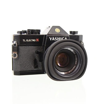 Yashica TL-electro X ITS zwart met Auto Yashinon-DX 1:1.7 50mm lens