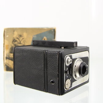 Sears Roebuck -  Tower Flash 120 Deluxe box camera met originele box