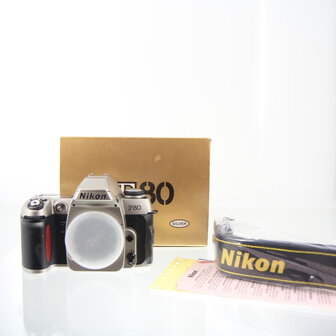 Nieuw (oude stock) Nikon F80