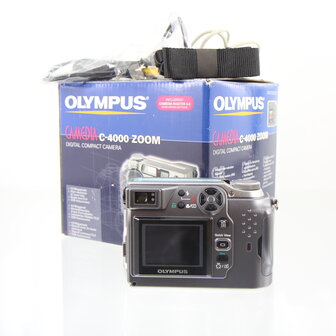 NOS in originele doos Olympus Camedia C-4000 zoom 4.0 megapixel digitale camera 