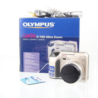 NOS in originele doos Olympus Camedia C-720 zoom 3.0 megapixel digitale camera 