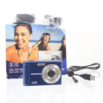 NOS in originele doos Olympus T-100 12 megapixel digitale camera  (blauw)