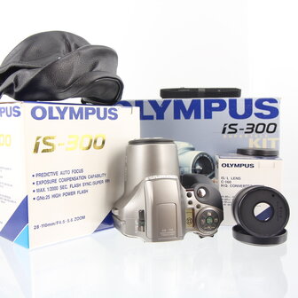 NOS in originele doos Olympus IS-300 Supertele kit 35mm SLR / ZLR  (Zoom Lens Reflex) camera