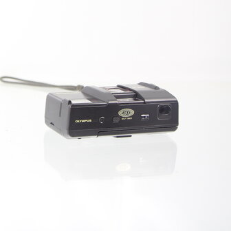 Olympus :  AF-1 (infinity) point and shoot camera