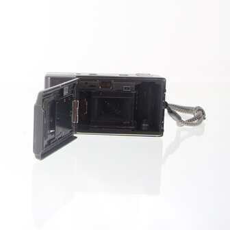 Olympus :  AF-1 (infinity) point and shoot camera