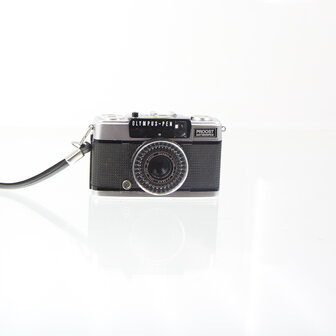 Olympus Pen EE-3 half frame 35mm camera
