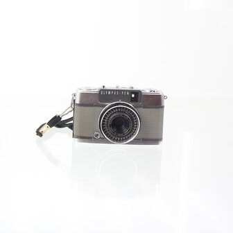 Olympus Pen EES-2 half frame 35mm camera