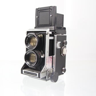 MAMIYA - MAMIYAFLEX C33 met 105mmlenzen
