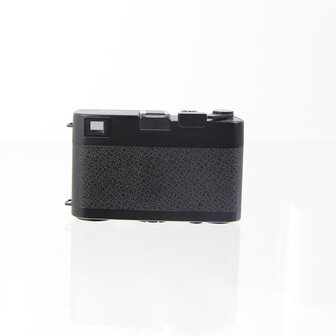 Zwarte Leica CL meetzoeker camera