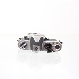 Chrome Nikon FM body