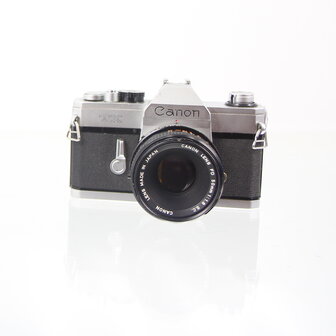 Canon TX met Canon lens FD 50mm f1.8 S.C.