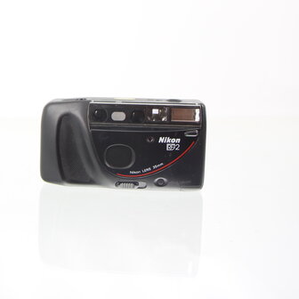 Nikon RF-2 point &amp; shoot camera