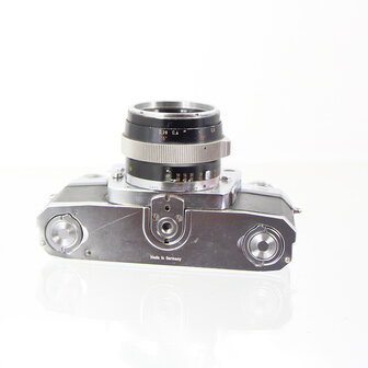 Zeiss Ikon - Contarex Bullseye met Planar 50mm F2