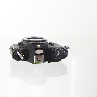 Nikon EM zwarte body