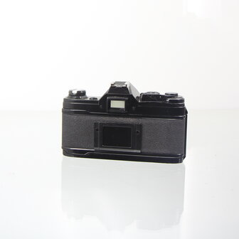 Black Canon AE-1 met lichtsterke Canon FD 50mm 1:1.4 S.S.C lens