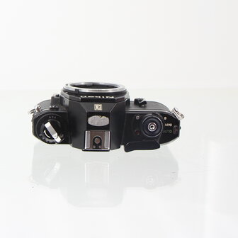 Zwarte Nikon EM slr body