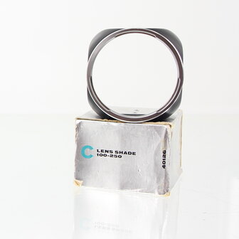 NOS In doos Hasselblad C lens shade 100-250 (type 40126)