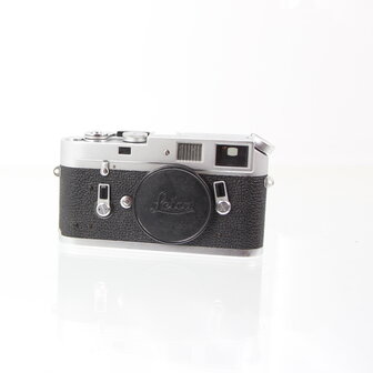 Leica M4 chrome body meetzoeker camera