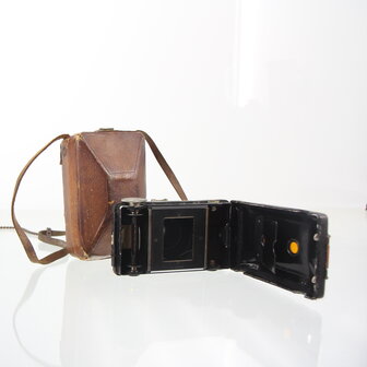 Zeiss Ikon Kolibri camera met tas