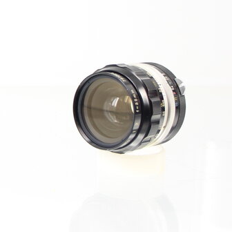 Nikon Nikkor-O auto 1:2 35mm (pre-AI) lens