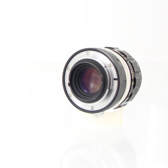 Nikon Nikkor-O auto 1:2 35mm (pre-AI) lens
