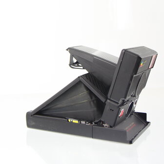 Refurbished Polaroid SLR680 sonar carbon skin