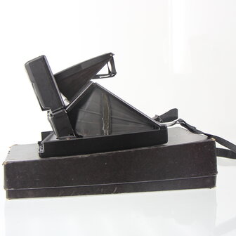 Boxed Refurbished Polaroid SLR680 sonar carbon skin
