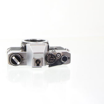 Olympus OM-10 chrome body