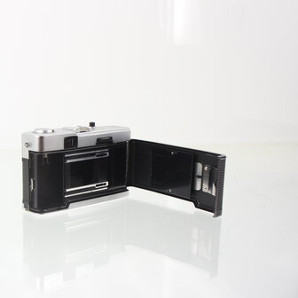 Olympus TRIP 35 point &amp; shoot viewfinder camera