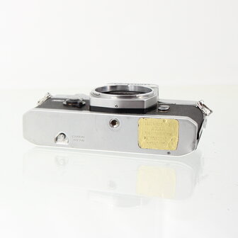 Chrome Canon FTb QL 35 mm SLR body