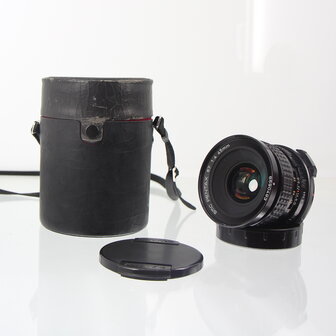 Pentax 67 SMC 45mm f4 met koker en lensdoppen