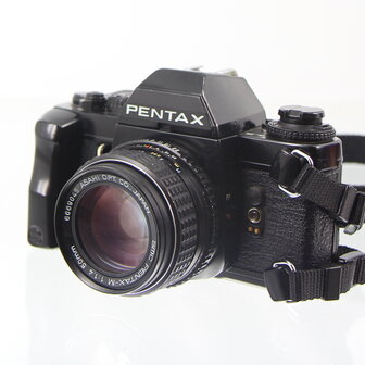 Pentax LX + SMC50mm f1.4 + accessoires