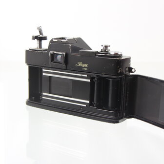 Exakta Twin TL met Exatar 50mm f/1.8 Lens