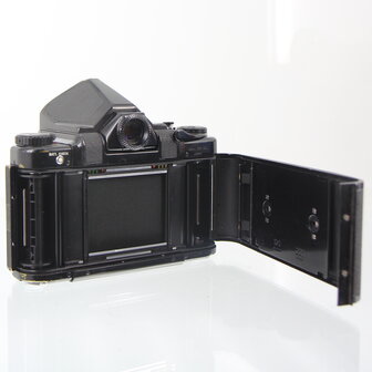 Pentax 6X7 SLR 120 film camera met Takumar 1:2.4/105 lens