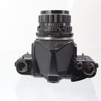 Pentax 6X7 SLR 120 film camera met Takumar 1:2.4/105 lens