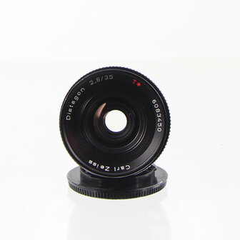 Carl Zeiss T* Distagon 35mm f/2.8