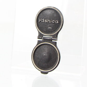 Yashica metalen TLR lensdop