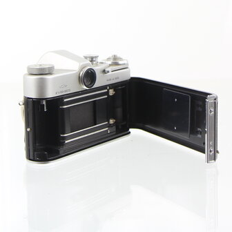 Zenit 3M SLR 35mm camera met Industar 50/3.5 lens