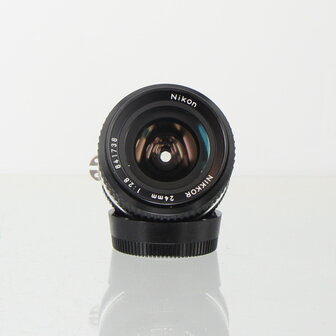 Nikon Nikkor 24mm f/2.8 AI-S
