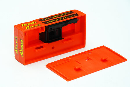 Reese&rsquo;s Spy Camera
